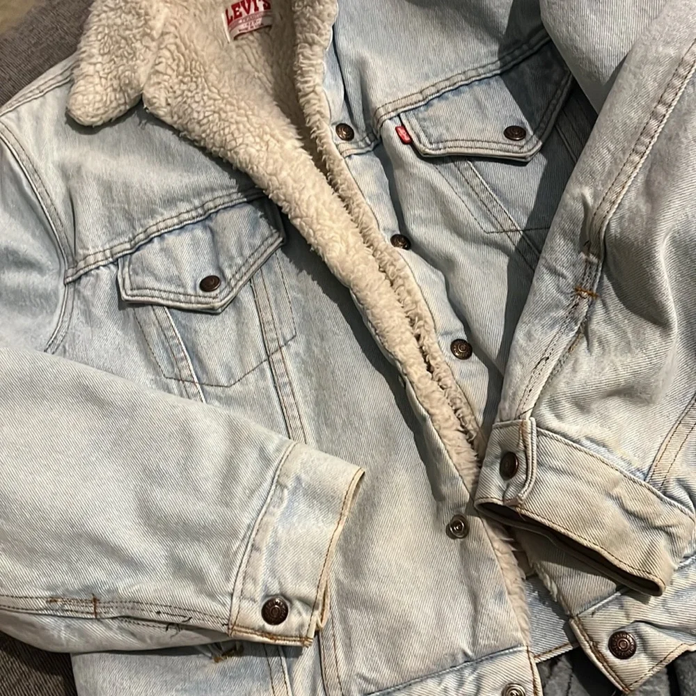 Levi’s fleece lined Jean jacket - Picture 13 of 13